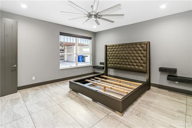 Building Photo - 21 Kilgore Ave