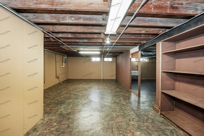 Building Photo - 27511 Forestview Ave