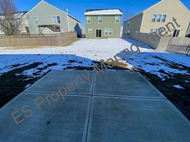 Building Photo - Beautiful 4 bedroom, 2.5 bathroom home in Ingalls- Prairie Hollow Community