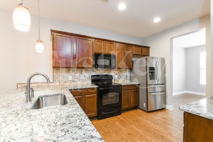 Building Photo - 1196 Landau Ln