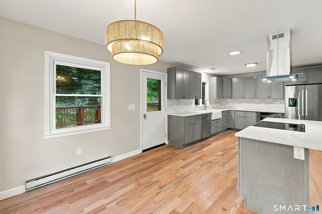 Building Photo - 115 Forty Acre Mountain Rd