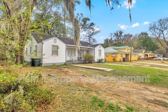 Building Photo - 217 W 73rd St