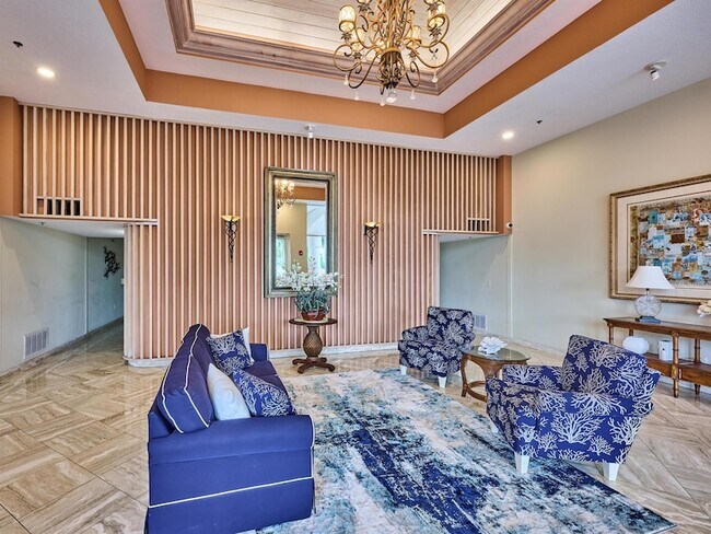 Building Photo - 5051 N Hwy A1A