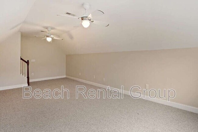 Building Photo - 3540 Brampton Dr