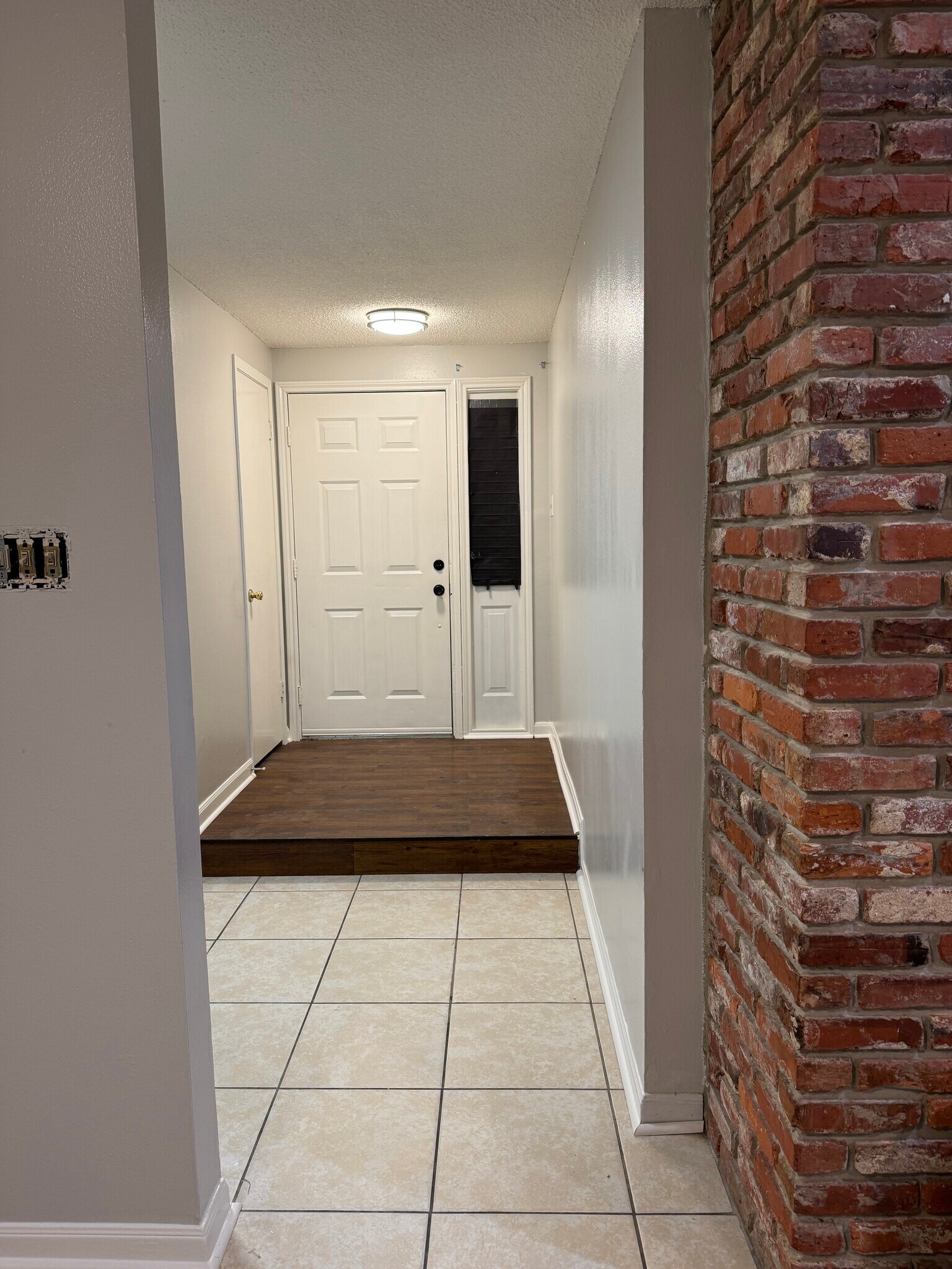 Building Photo - 22315 Brownie St