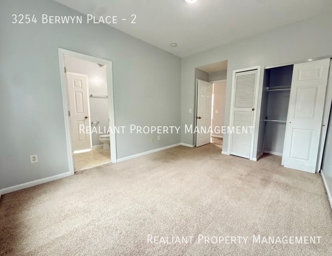Building Photo - 3254 Berwyn Pl