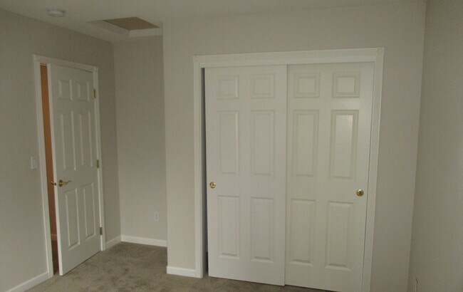 Building Photo - *PENDING APP**$250 Move In Special**Beautiful 3 Bed 3 Bath Home in Gig Harbor