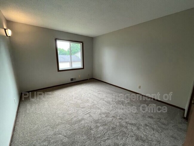 Building Photo - 9276 Indian Blvd S