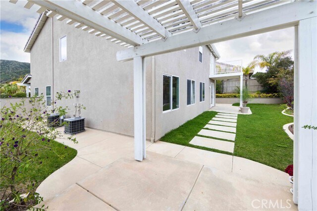Building Photo - 13640 Silver Stirrup Dr