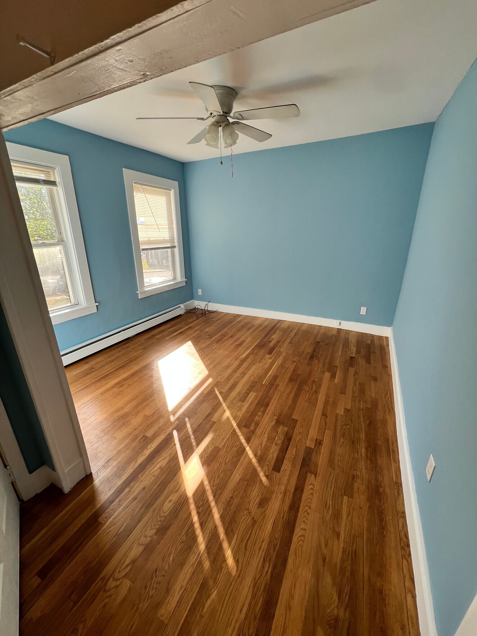 Building Photo - 12 Webster St