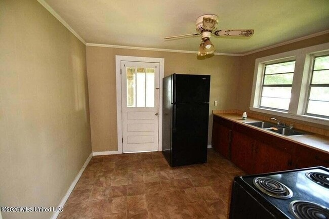 Building Photo - 105 Florida Ave