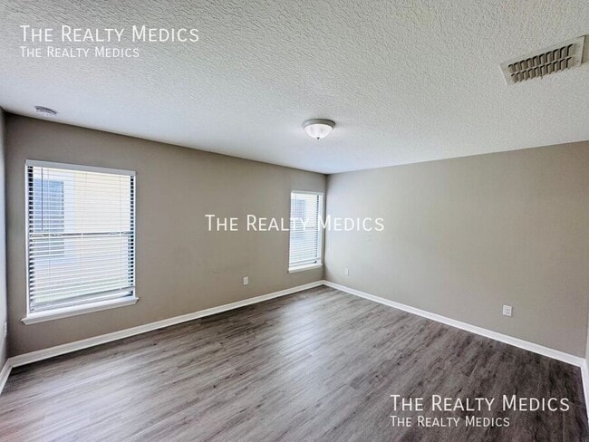Building Photo - 2148 Ontario Way