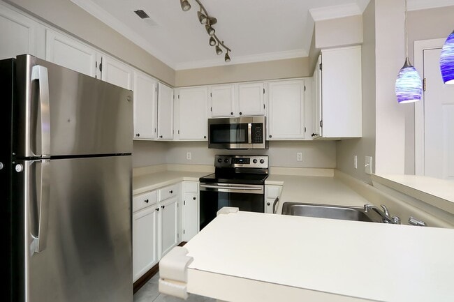 Building Photo - 101 Kingsbridge Ln