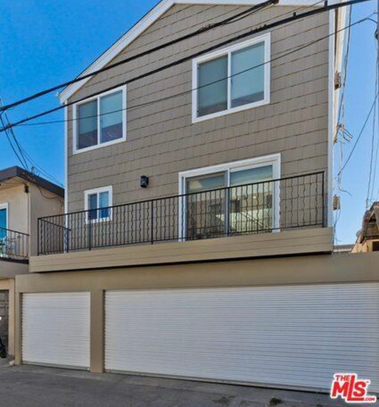 Building Photo - 11 19th Ave