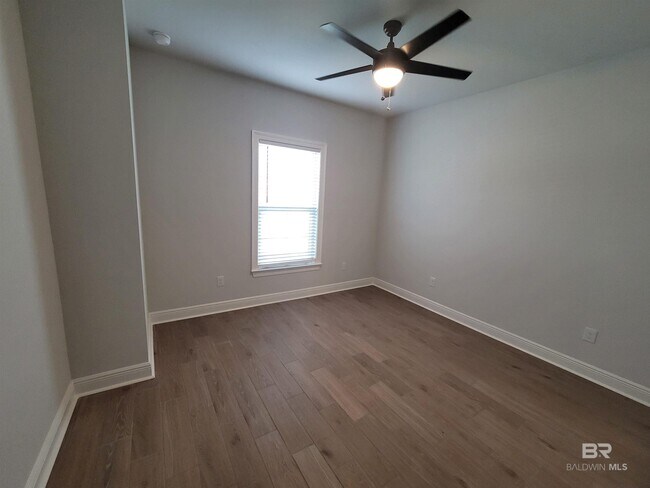 Building Photo - 1349 Aldon St