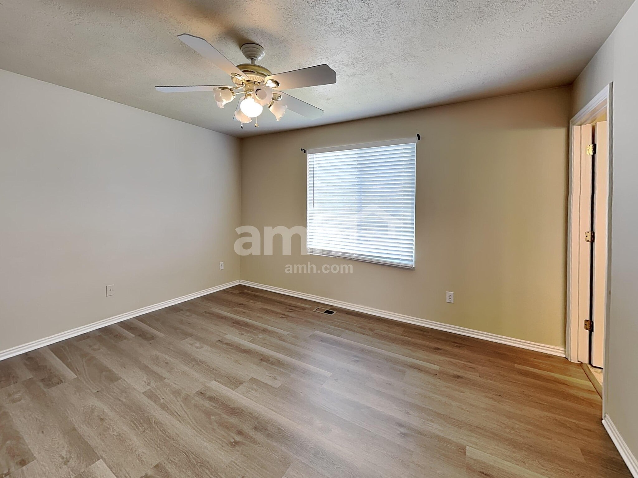 Building Photo - 11963 S Powder Cv