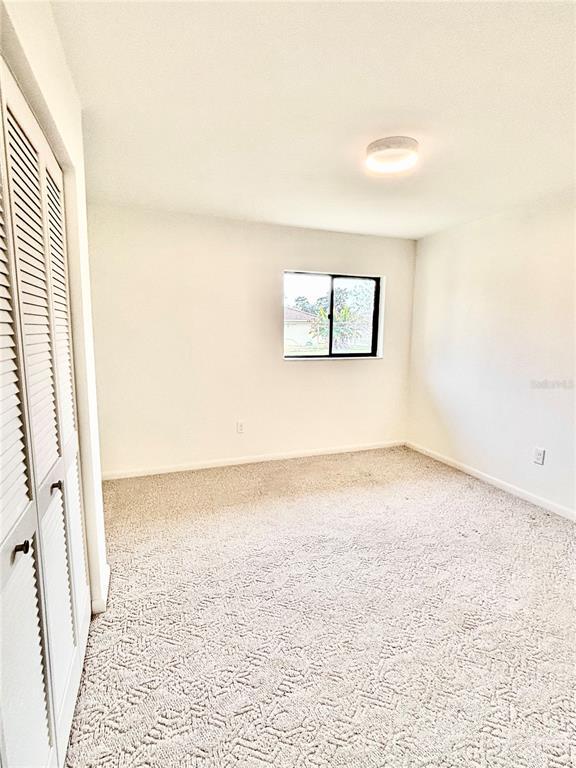 Building Photo - 17 Fenwick Ln