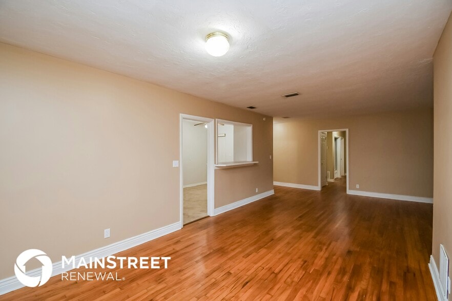 Building Photo - 2438 Kellow Cir