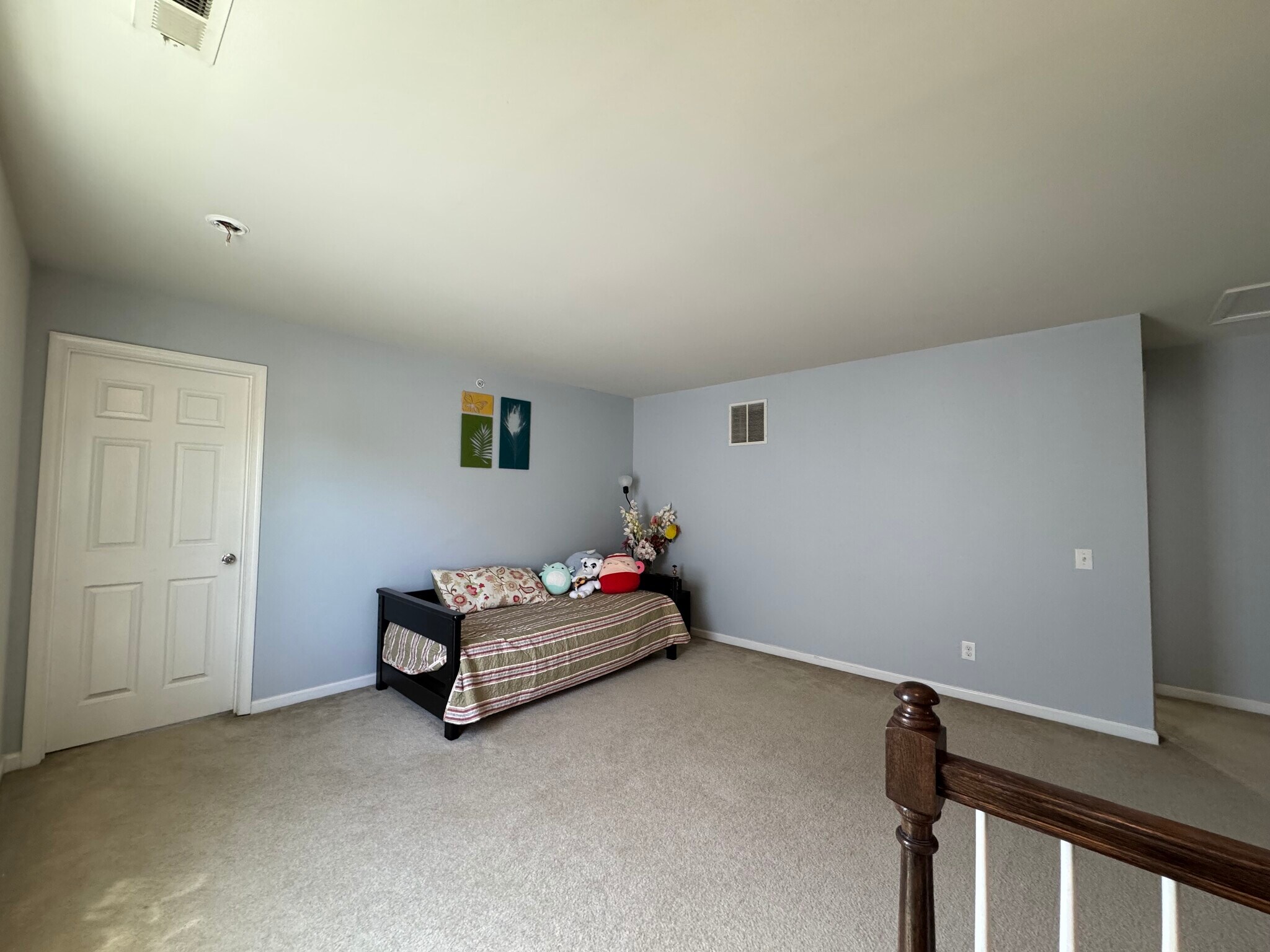 2nd floor loft - 537 Prizer Ct