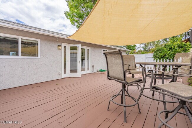 Building Photo - 6894 N Auburn Cir