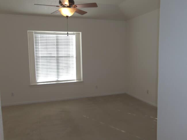 Building Photo - 4510 Fawn Dr