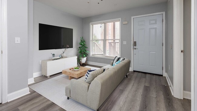 Building Photo - 32 Baird St