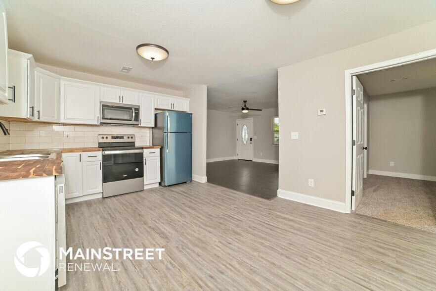 Building Photo - 1406 Blue Forest Ln