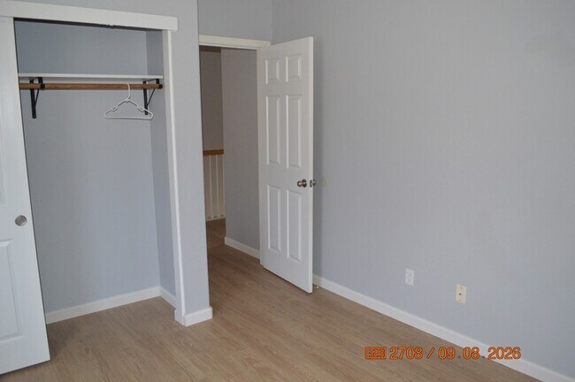 Building Photo - 5305 Cottage Cove Dr
