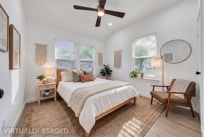 Building Photo - 601 Pearson Ave