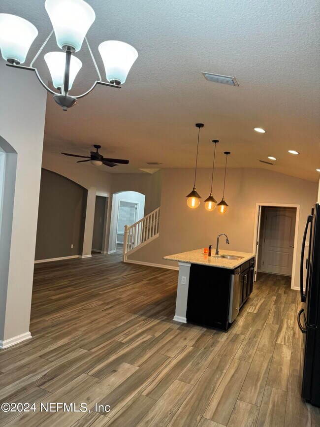 Building Photo - 94267 Woodbrier Cir