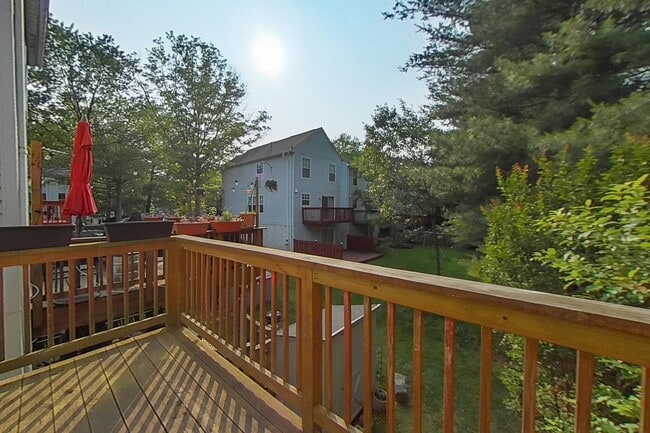 Building Photo - 11740 Stonegate Ln