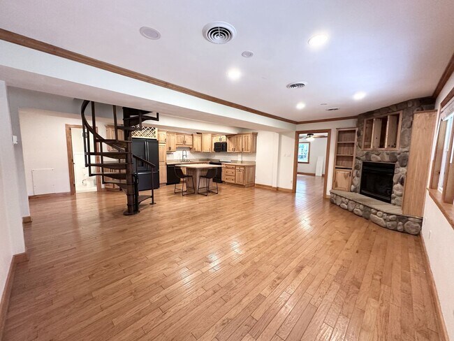 Building Photo - Updated Country Retreat with Modern Finishes & Peaceful Pungo Living