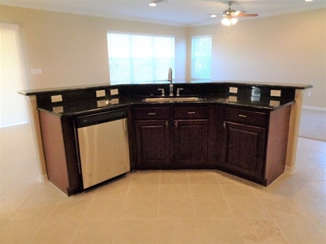 Building Photo - 31437 Heatherstone Dr