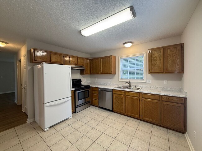 Building Photo - 5337 Moss Creek Ln