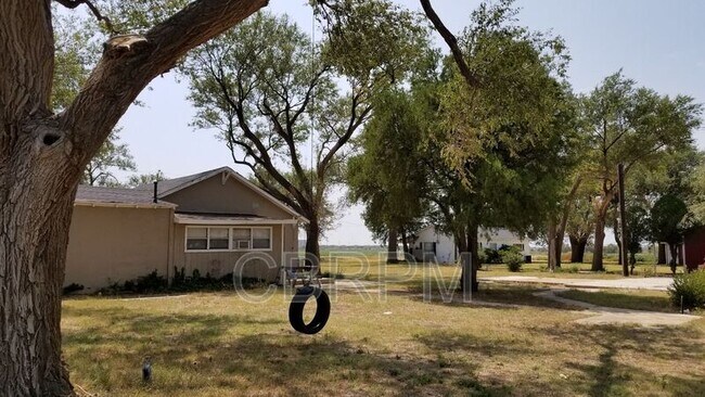 Building Photo - 3507 E 19th St