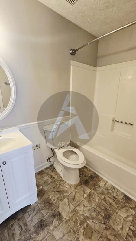 Building Photo - 1012 Kennesborough Rd NW