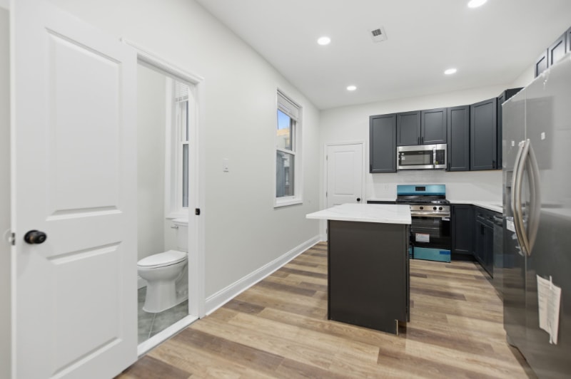 Building Photo - 6313 N Garnet St