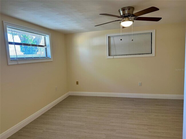 Building Photo - 4420 Sawgrass Blvd