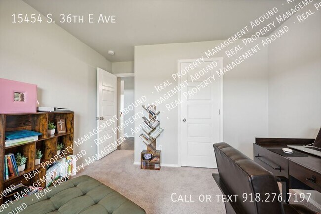 Building Photo - 15454 S 36th E Ave