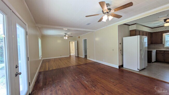 Building Photo - 3826 N 11th Ave