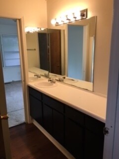 Building Photo - 4 Bedroom Available August 2026;  Monthly ...