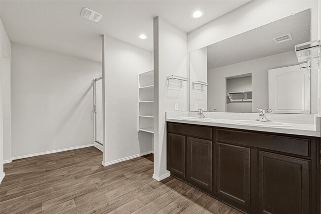 Building Photo - 20855 Olive Leaf St