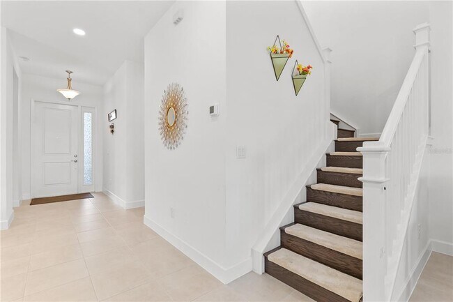 Building Photo - 32558 Tree of Life Ave