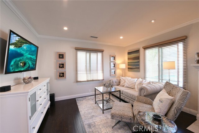 Building Photo - 1319 W Bay Ave