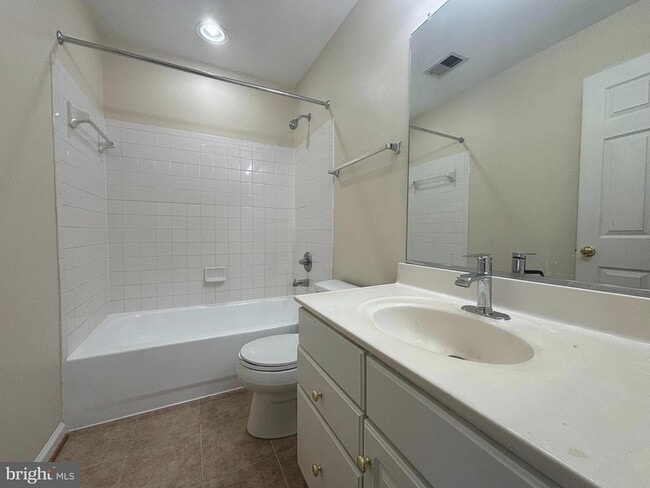 Building Photo - 2444 Rolling Plains Dr