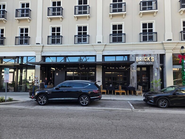 Building Photo - 2304 Ringling Blvd