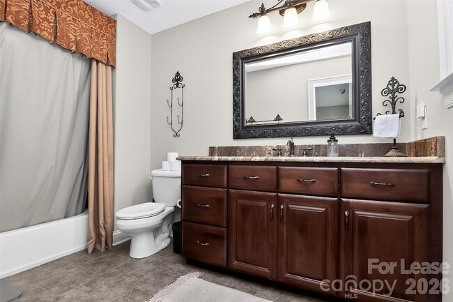 Building Photo - 6031 Greystone Dr