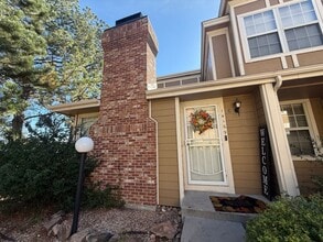 Building Photo - 14169 E Dickinson Dr