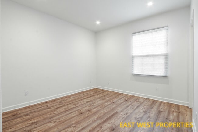 Building Photo - 136 Falcon Rdg