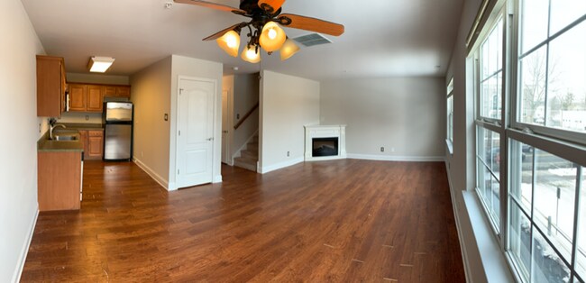 Primary Photo - 1244 Kings Hwy